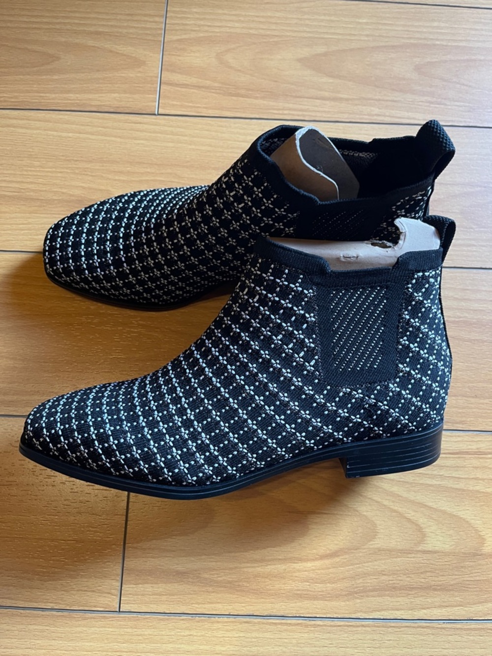 Vivaia Ryan Pro Chelsea boots size 39 - Picture 7 of 7
